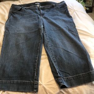 Capri jeans